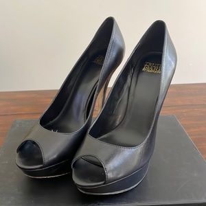 Truth or Dare by Madonna peep toe pumps